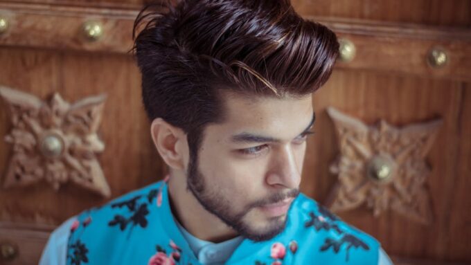 10 Iconic Men’s Hairstyles to Try in 2026